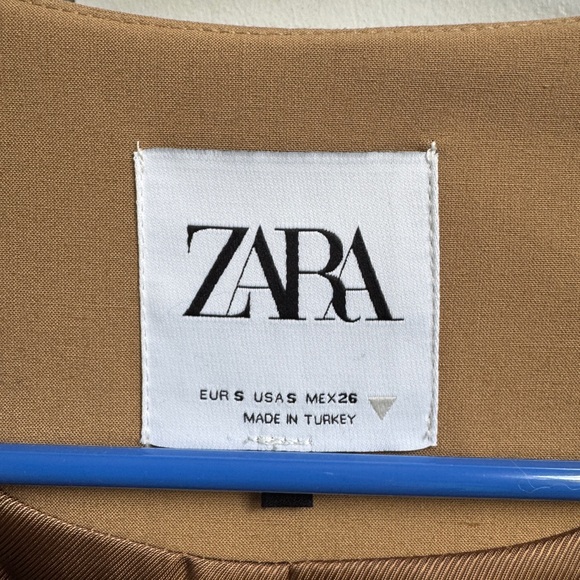 Zara Tan Button-Up Vest - Picture 3 of 5